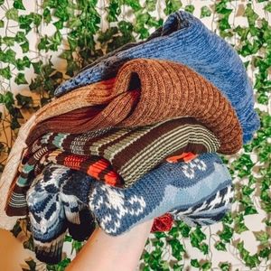 ⭐️Recently Updated⭐️ Sweater Bundle Mystery Box